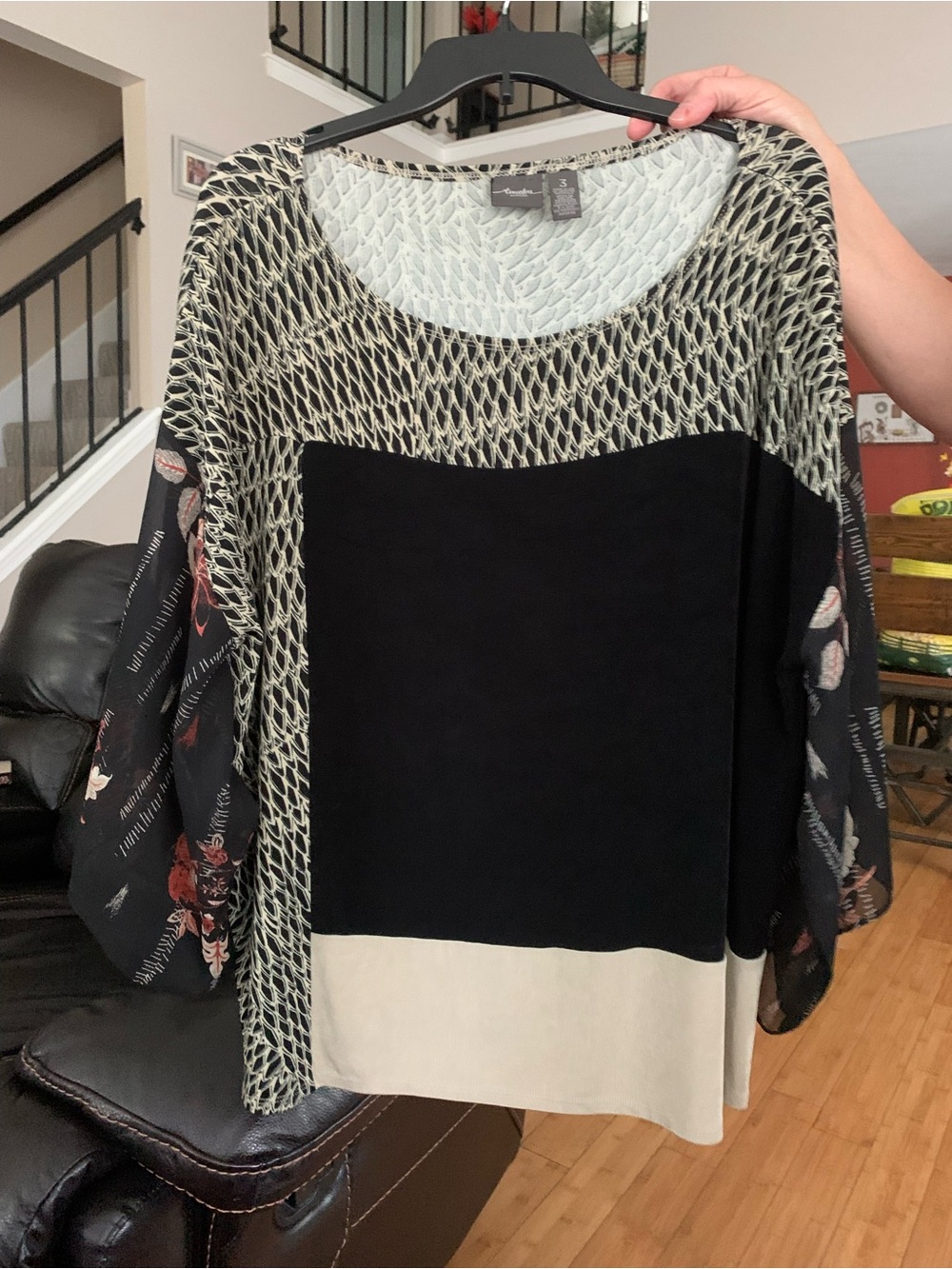 Travelers by Chico Blouse, Black/Cream with design pattern on sleeves, Size 16